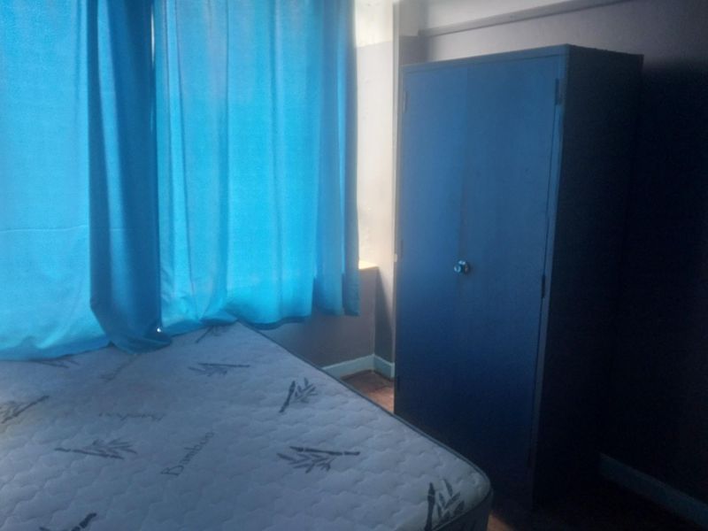 Apartment For Sale In Johannesburg - Photo 9