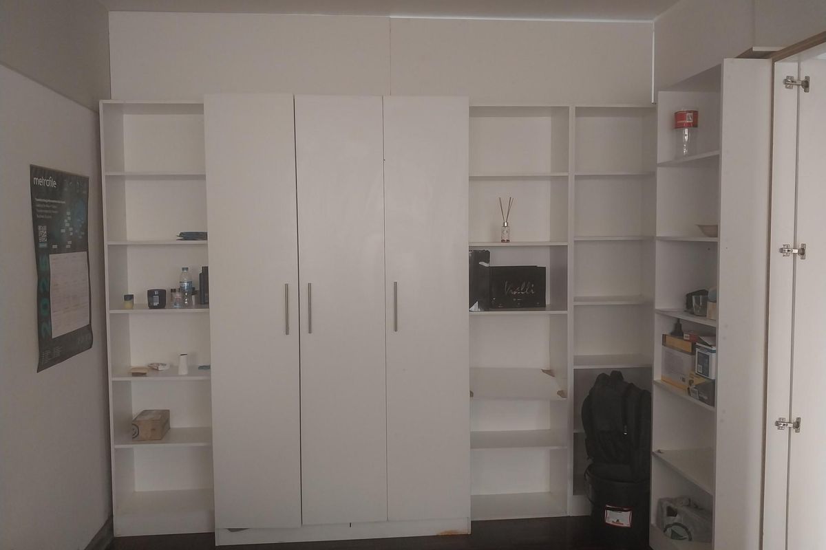 Apartment For Sale In Johannesburg - Photo 3