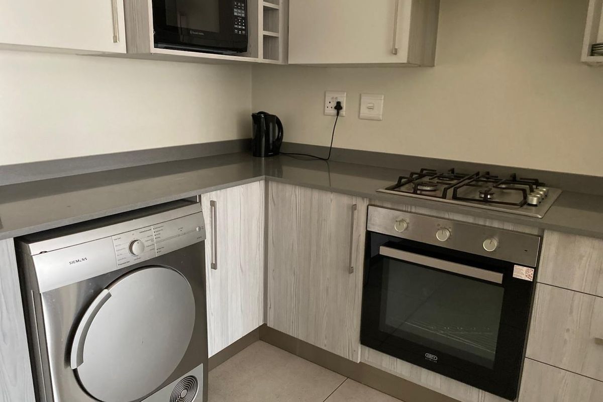 Spacious Furnished 2-Bedroom, Apartment To Let on 92 On New  in Midrand - Photo 3