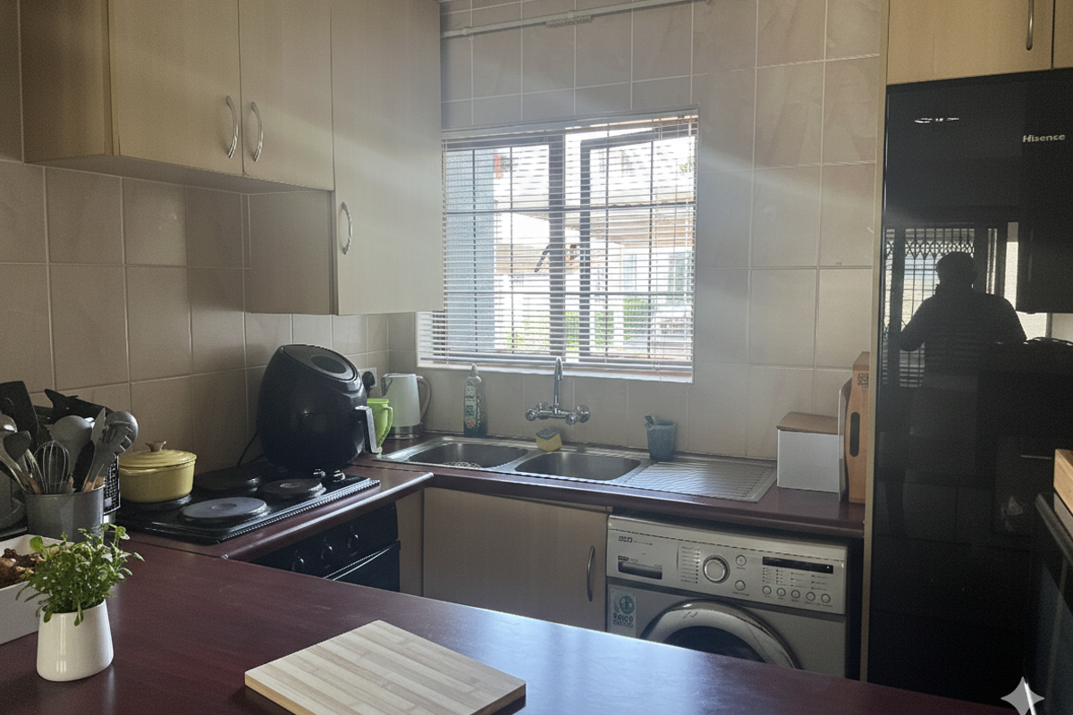 Modern 1-Bedroom Apartment for Sale in Morningside - Photo 4