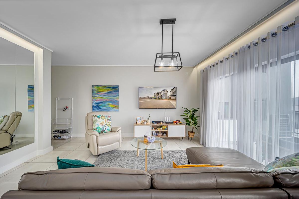 Not Your Average Apartment at The Polofields - Photo 4