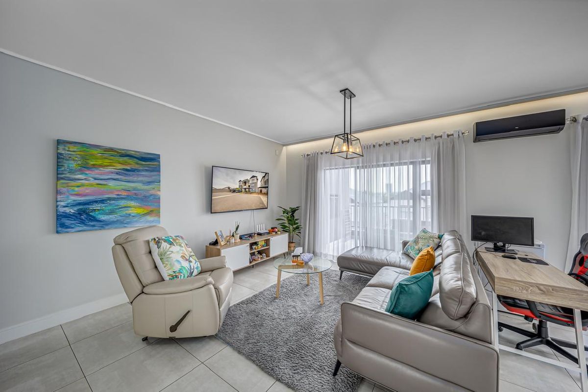 Not Your Average Apartment at The Polofields - Photo 2