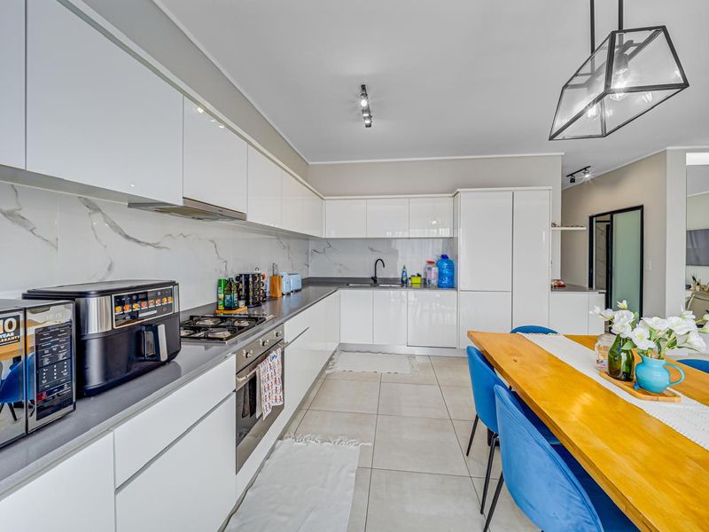 Not Your Average Apartment at The Polofields - Photo 8