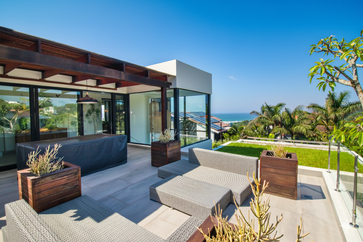 The Quintessential Coastal Lifestyle - Photo 3