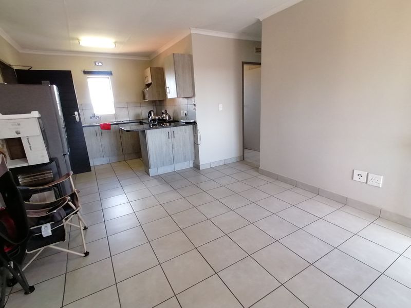 Stunning 2-bedroom apartment on the 4th floor - Photo 10