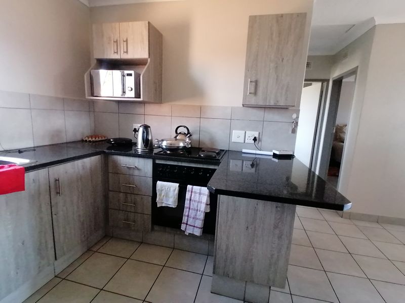 Stunning 2-bedroom apartment on the 4th floor - Photo 7