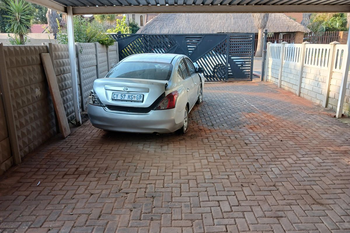 Fixer Upper in Witpoortjie - Photo 3