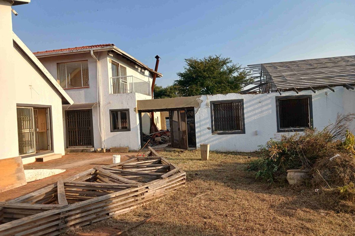 Fixer Upper in Witpoortjie - Photo 5