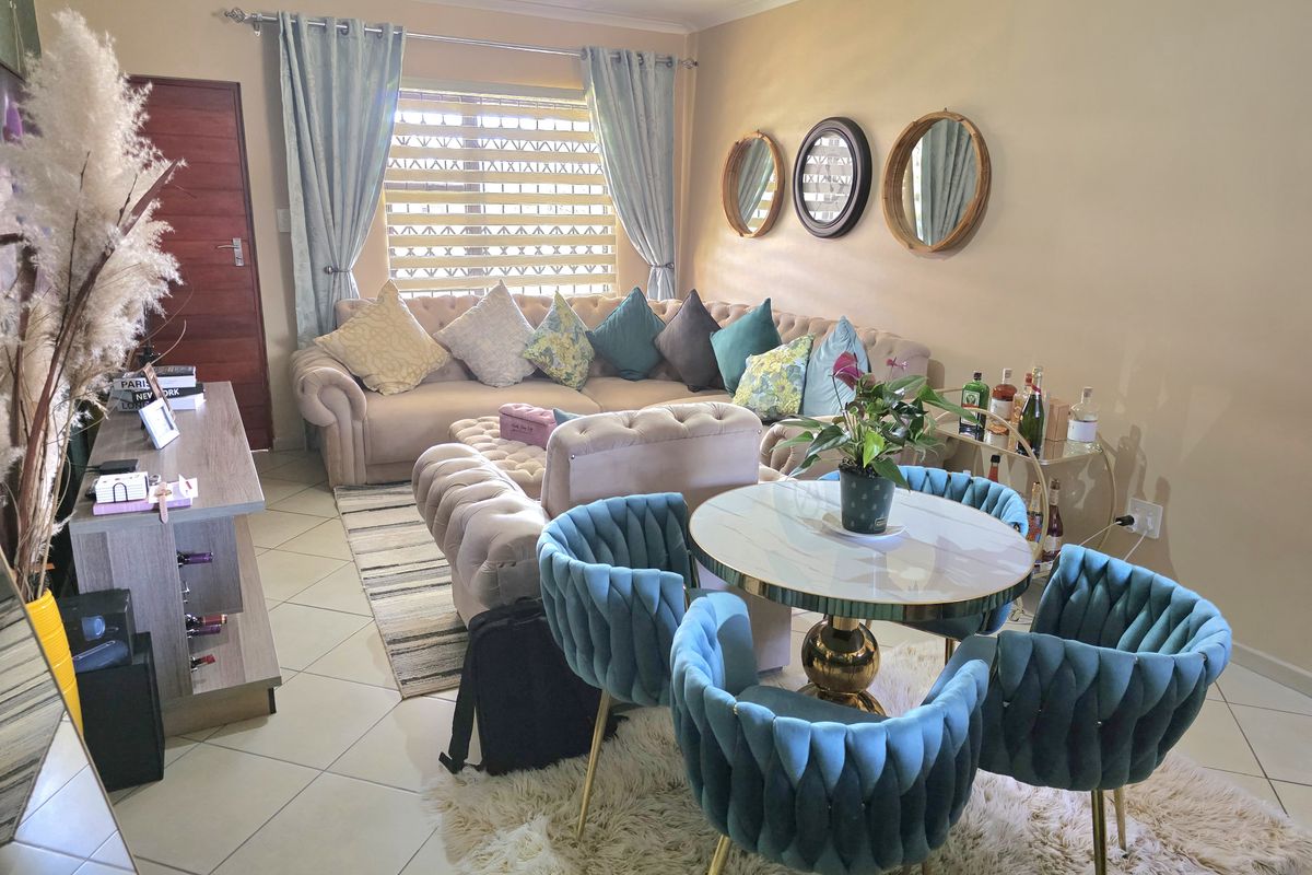 Ideal for families seeking comfort! - Photo 2