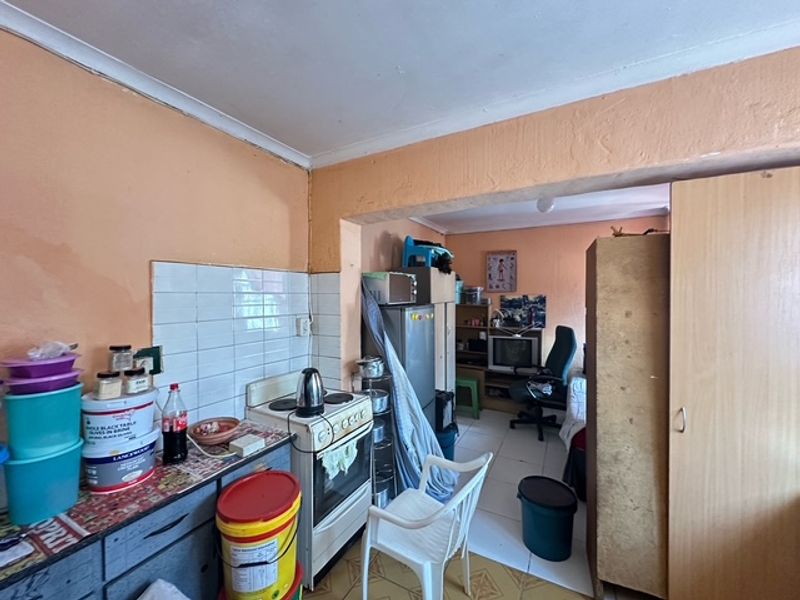 House For Sale In Johannesburg - Photo 10