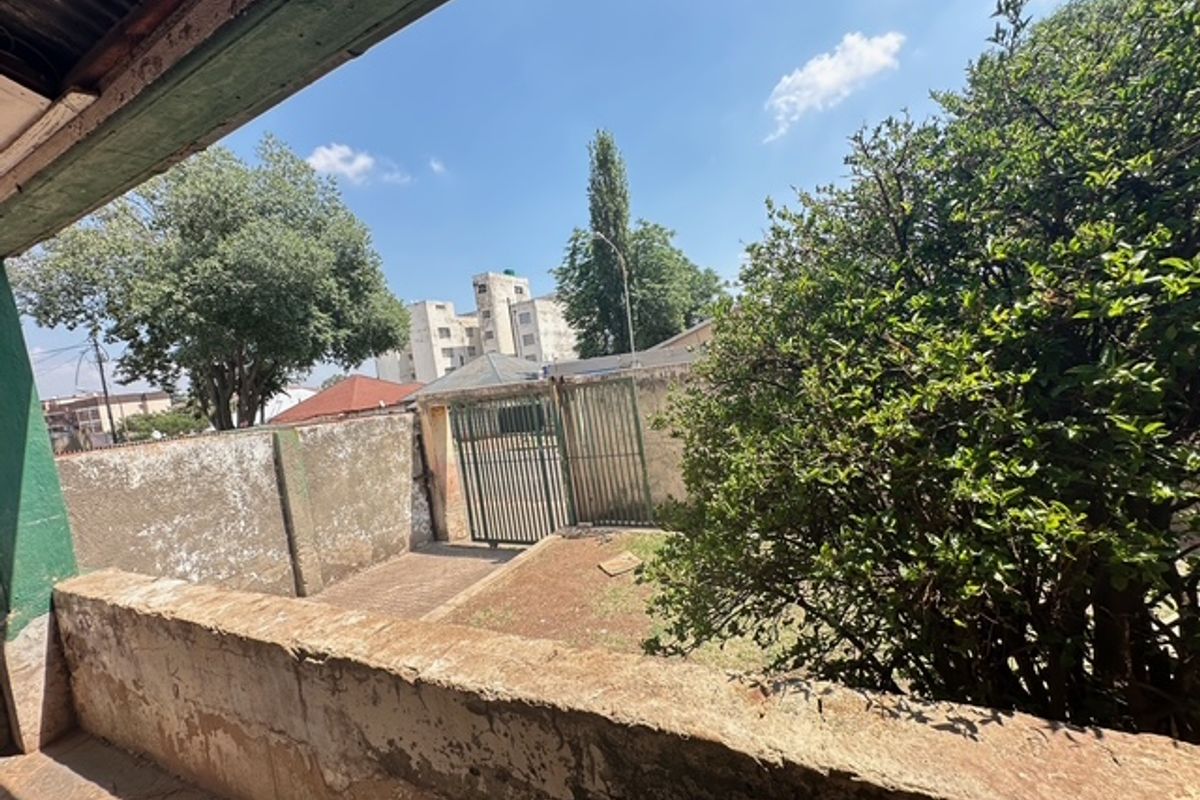 House For Sale In Johannesburg - Photo 3
