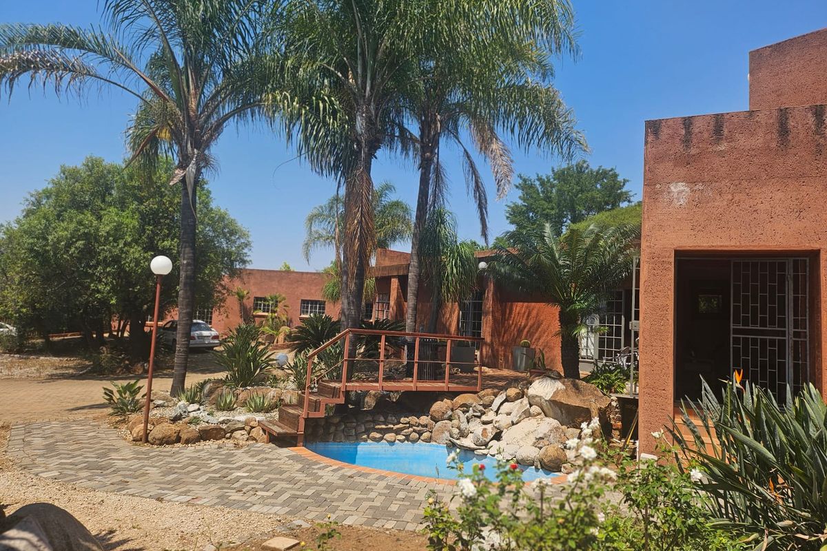 Prime Agricultural Lifestyle farm in North West Province - Photo 2