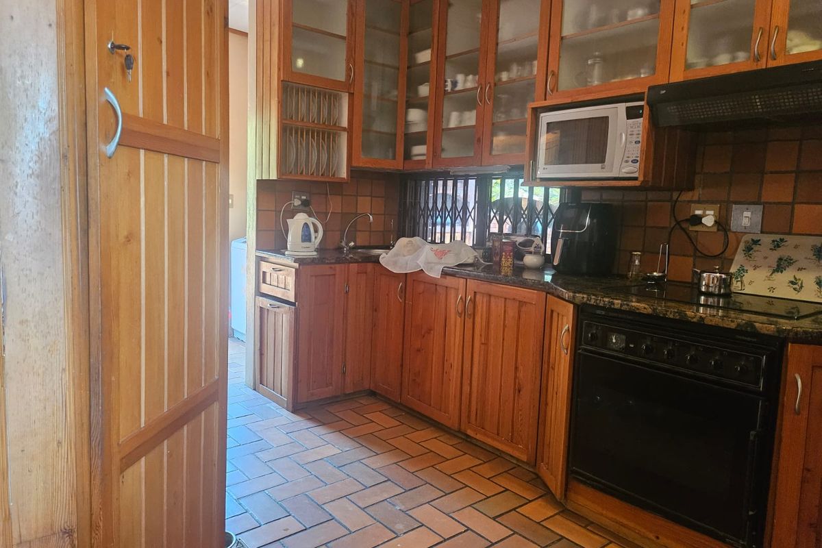 Prime Agricultural Lifestyle farm in North West Province - Photo 4