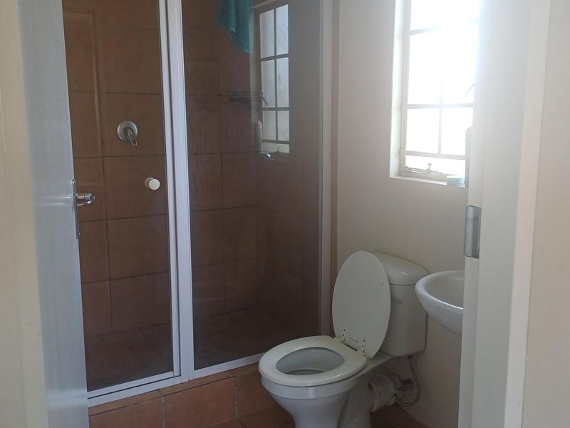 Freehold For Sale In Alberton - Photo 10