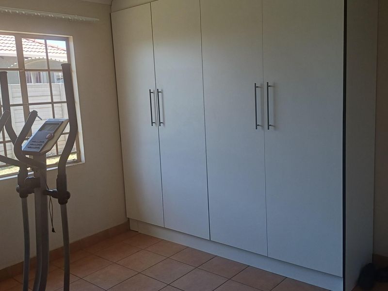 Freehold For Sale In Alberton - Photo 8