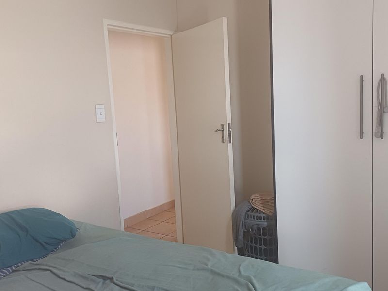 Freehold For Sale In Alberton - Photo 6