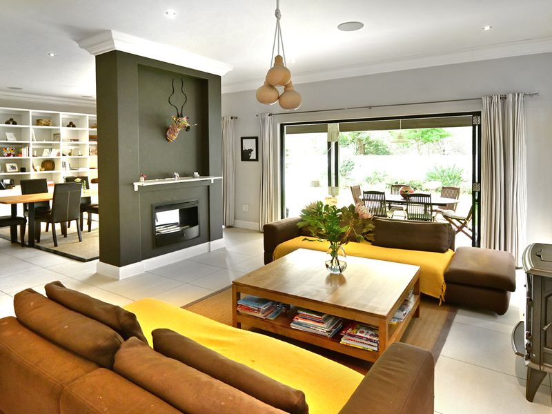 FARM-STYLE HOUSE IN DEVONSHIRE ENCLOSURE - Photo 8