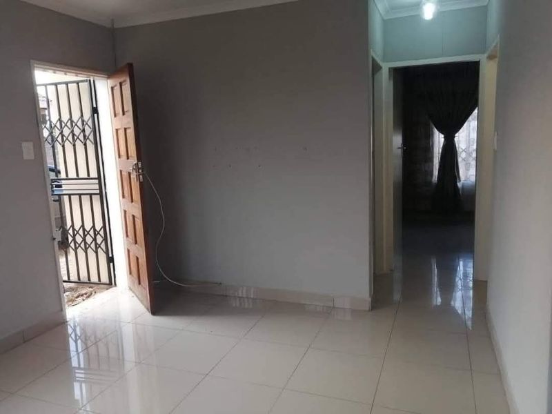 2 Bedroom Stay and Grow - Photo 8