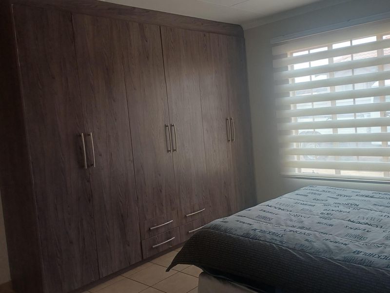 Freehold For Sale In Alberton - Photo 8