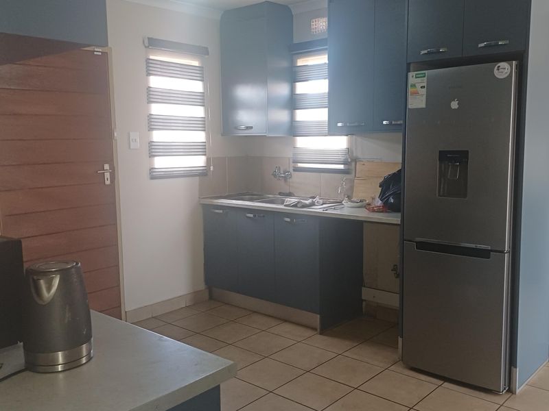 Freehold For Sale In Alberton - Photo 5