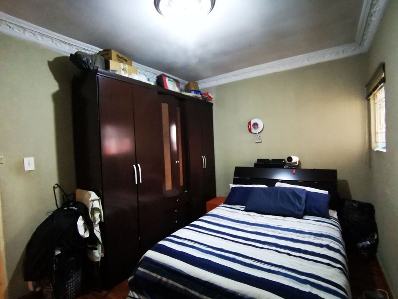 Modern Comfort Meets Suburban Serenity: Your Forever Home in Lenasia Ext 11 - Photo 10