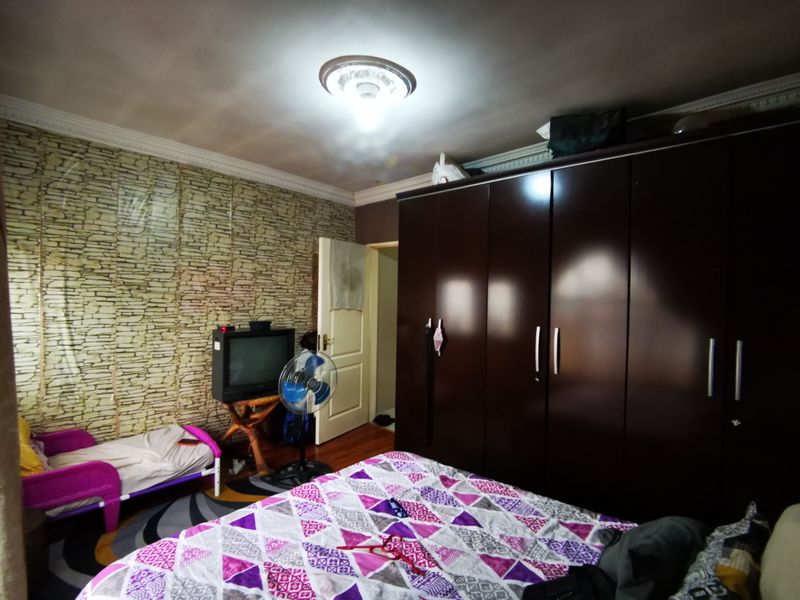 Modern Comfort Meets Suburban Serenity: Your Forever Home in Lenasia Ext 11 - Photo 7