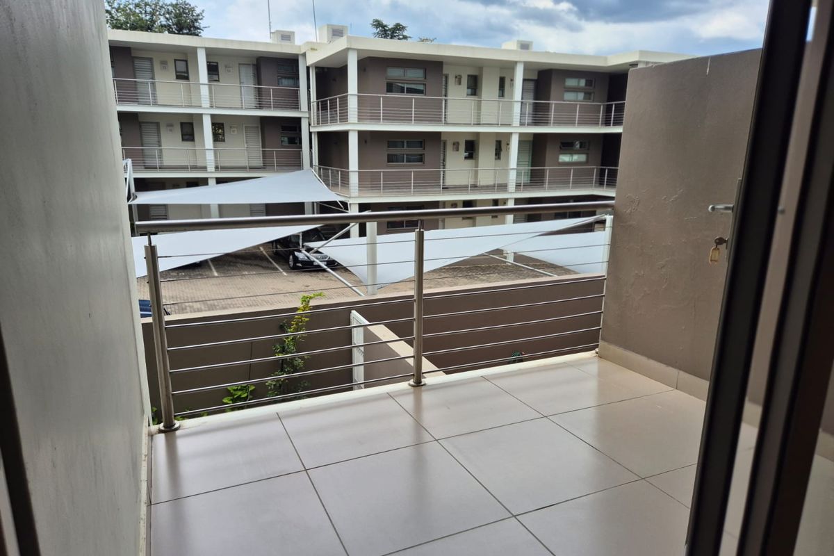 Incredible 2 Bedroom 2 Bath Apartment available for sale in Safe Complex in Rivonia - Photo 4