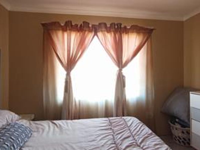 3 Bedroom House for sale in Klerksoord - Photo 5