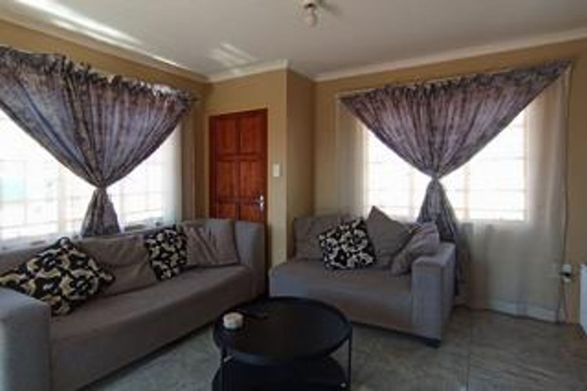 3 Bedroom House for sale in Klerksoord - Photo 3