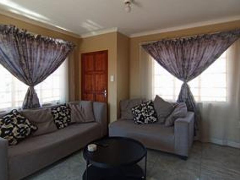 3 Bedroom House for sale in Klerksoord - Photo 3
