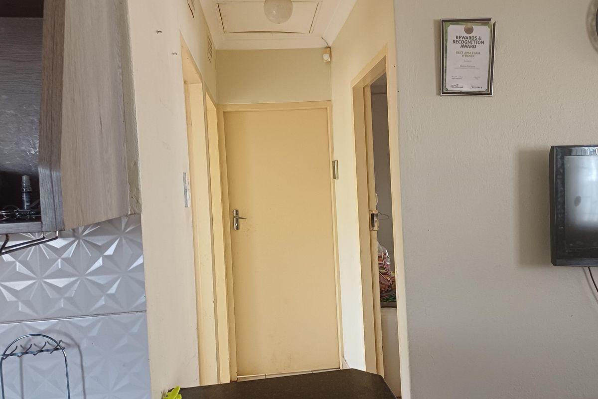 Freehold For Sale In Alberton - Photo 5