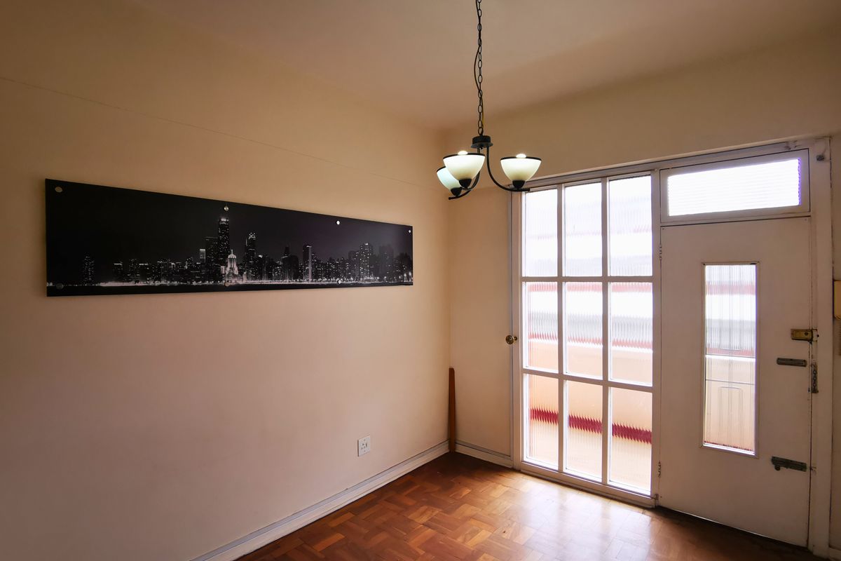 Spacious 1 Bed Retreat with Iconic Views And Investment Potential - Observatory - Photo 3