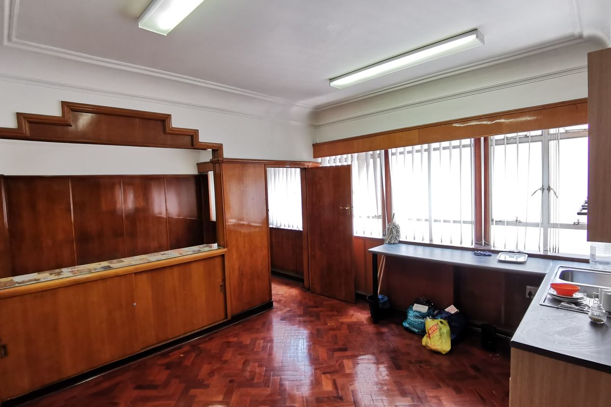 DECEASED ESTATE Exceptional Office Opportunity in Marshalltown: Harrison House - Photo 5