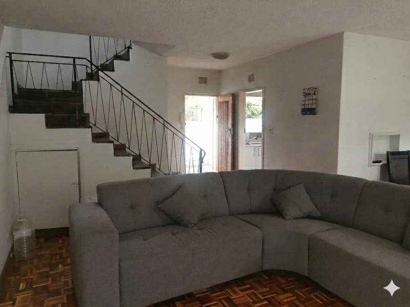 Charming 2-Bed Townhouse in Hassenford - Lyndhurst - Photo 3