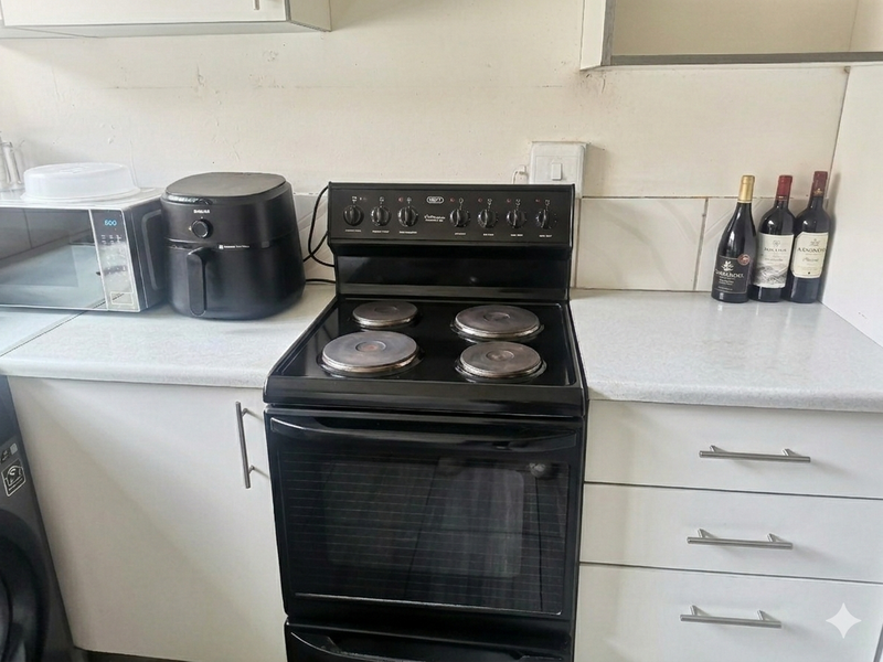 Charming 2-Bed Townhouse in Hassenford - Lyndhurst - Photo 8