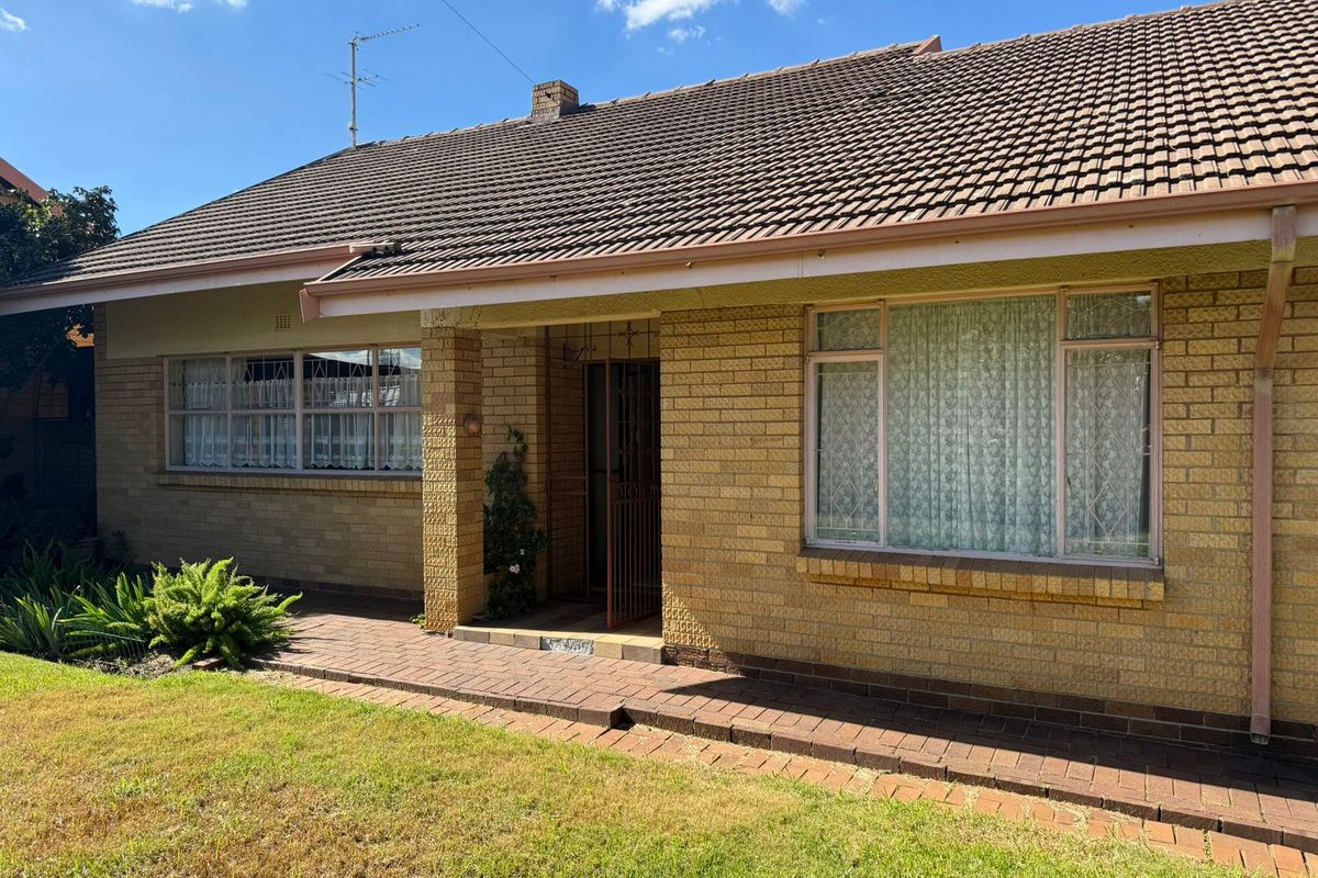 Spacious Horison Family Home with 4 Bedrooms, 3 Bathrooms and Ample Parking - Photo 4