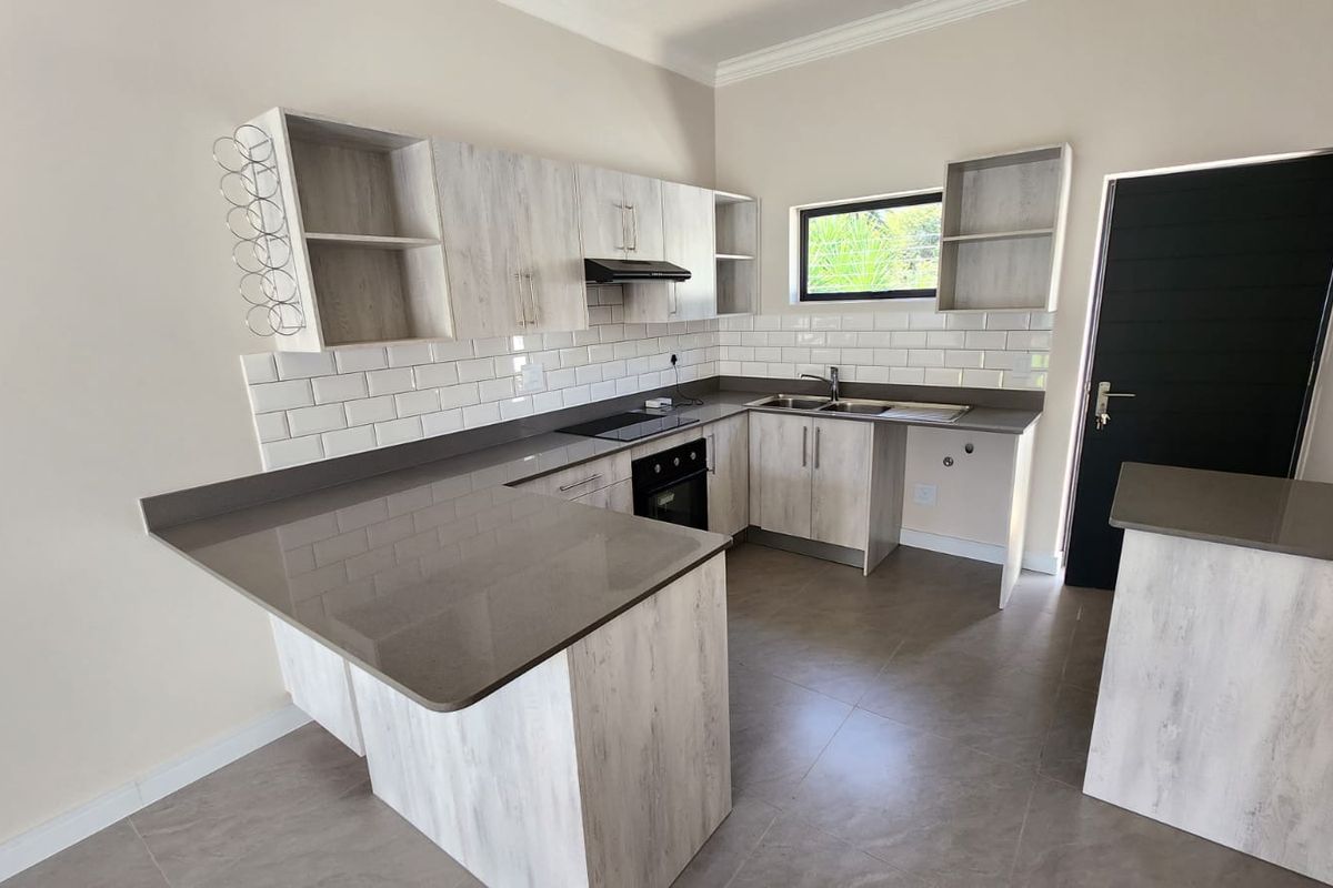 Modern 3 Bedroom Home in Secure Complex - Photo 4