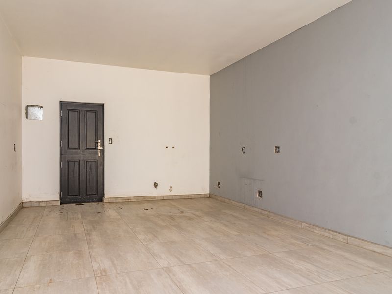 3 bedroom Freehold home in Northwold, Randburg. - Photo 10