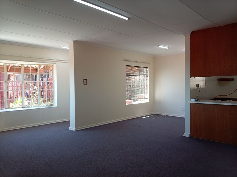 A Place to Call Home: Warmth, Views & Peace of Mind in Meyerville - Photo 10