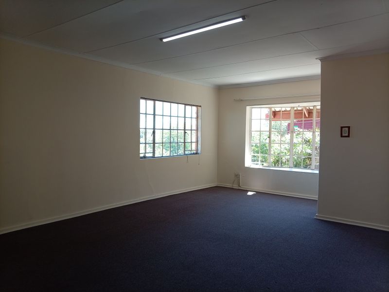 A Place to Call Home: Warmth, Views & Peace of Mind in Meyerville - Photo 9