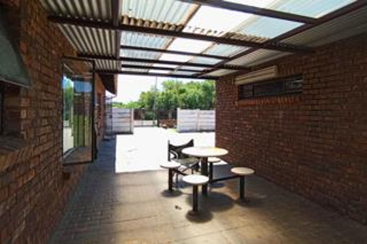 3 Bedroom House foe sale in Karenpark - Photo 5