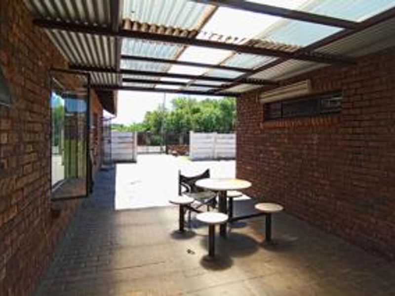 3 Bedroom House foe sale in Karenpark - Photo 5