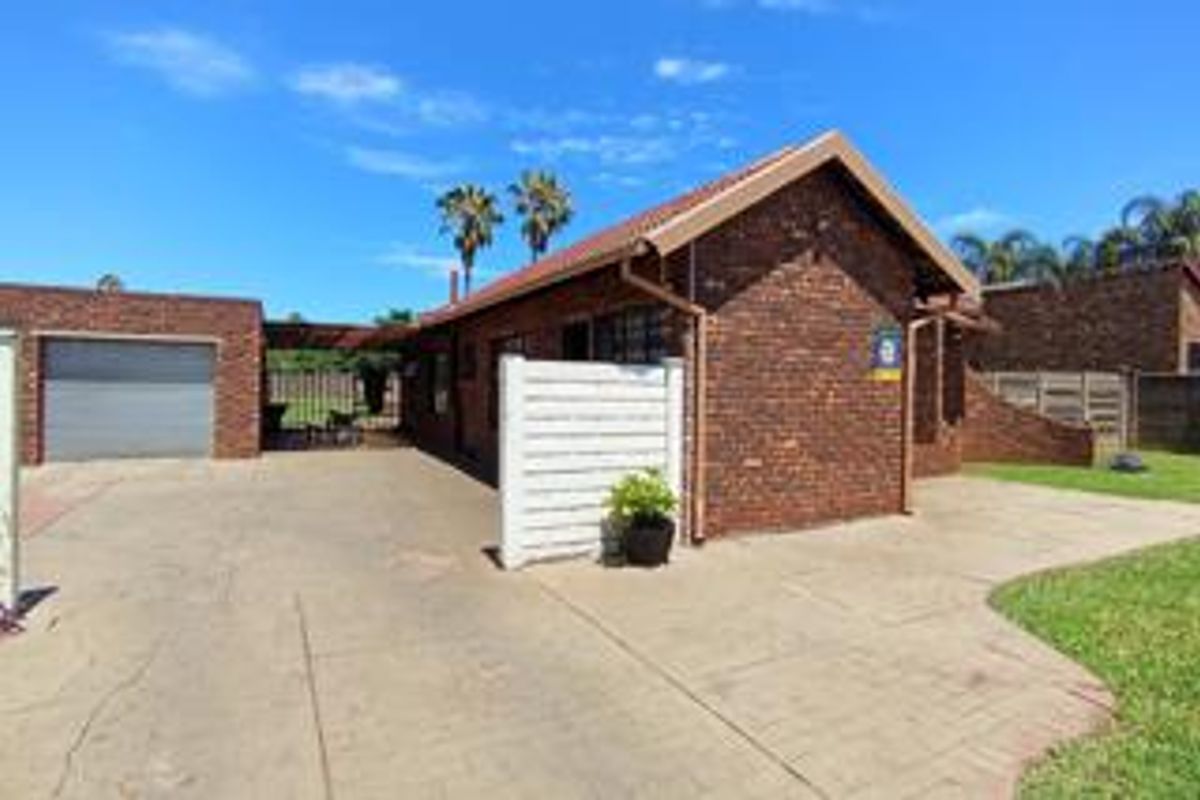 3 Bedroom House foe sale in Karenpark - Photo 2