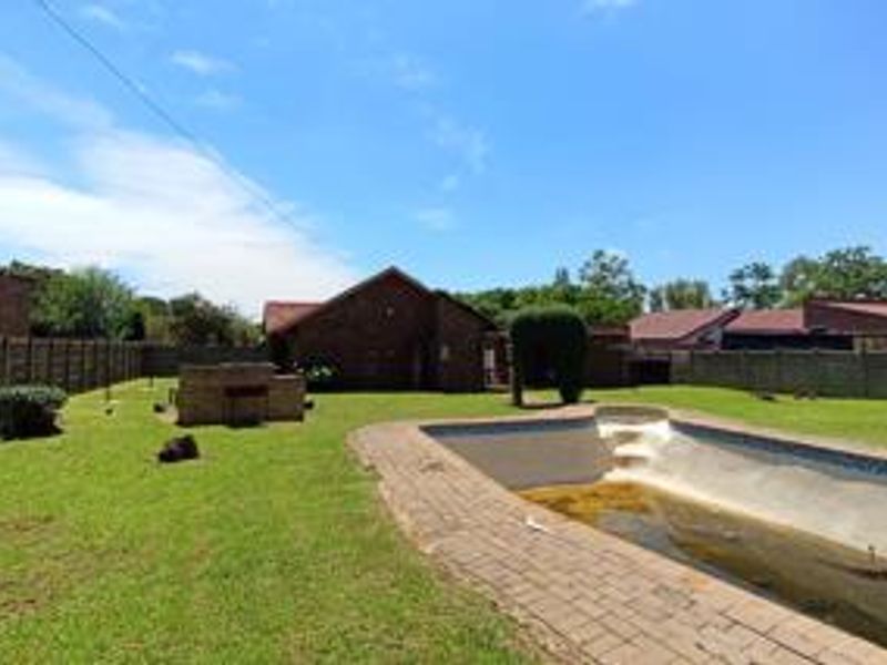 3 Bedroom House foe sale in Karenpark - Photo 7