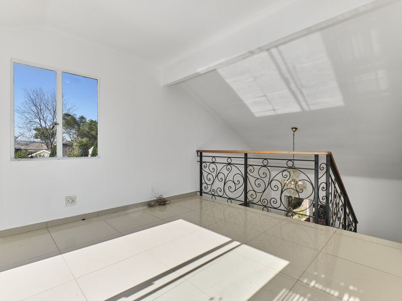 3-bedroom house to let in Barbeque Downs, Midrand—perfect for families seeking comfort! - Photo 8