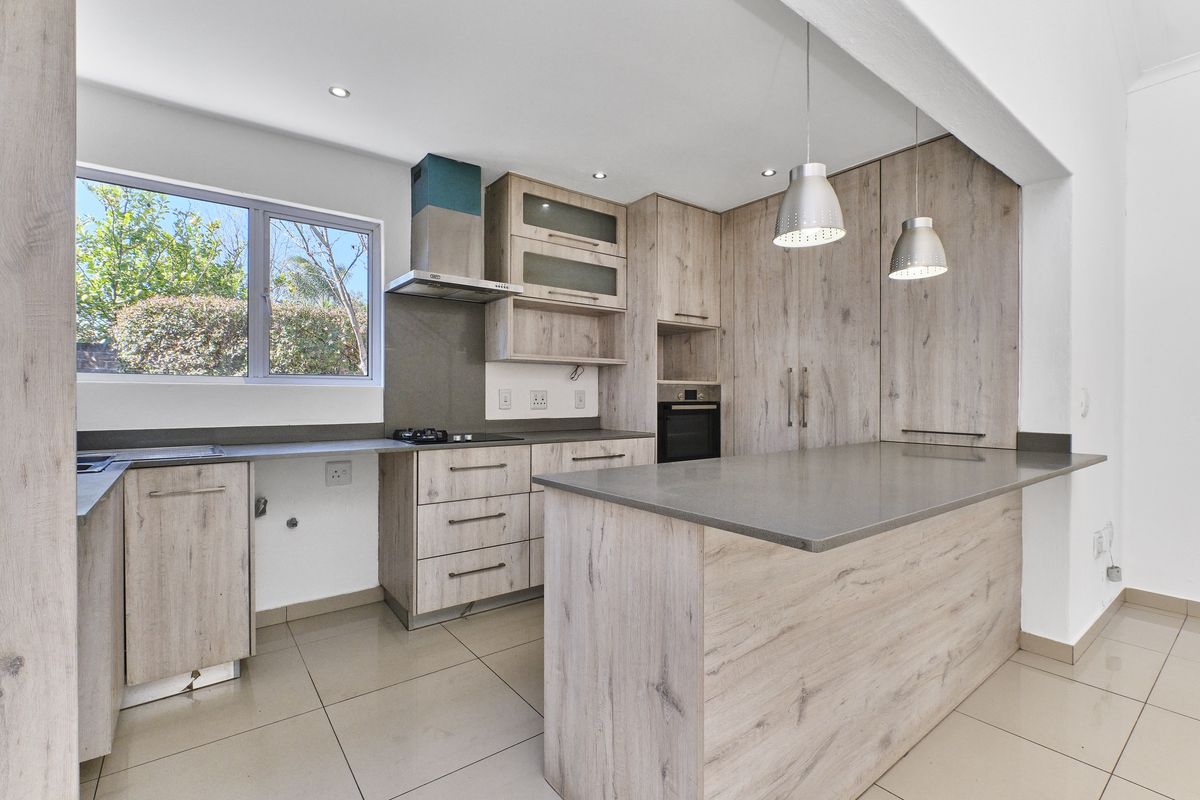 3-bedroom house to let in Barbeque Downs, Midrand—perfect for families seeking comfort! - Photo 4