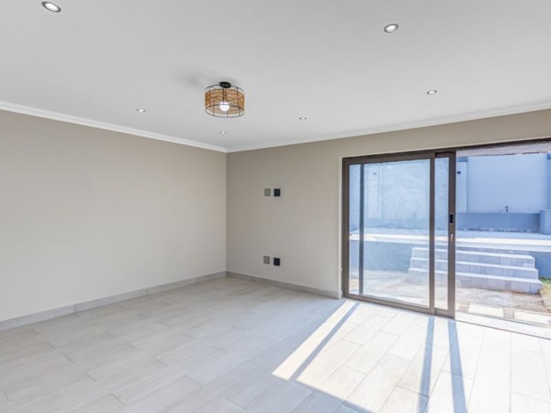 Brand-New Designer Family Home with Skyline Views & Investment Potential in Bryanston - Photo 10