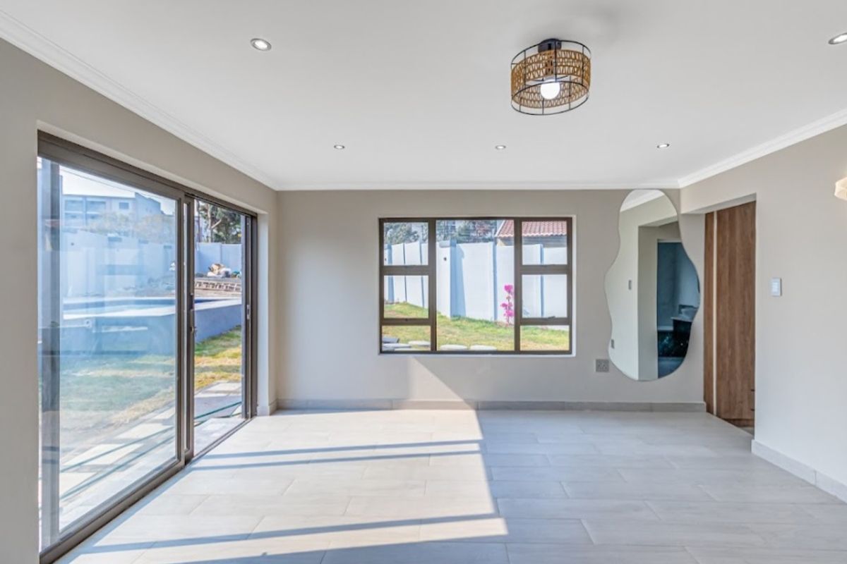 Brand-New Designer Family Home with Skyline Views & Investment Potential in Bryanston - Photo 5