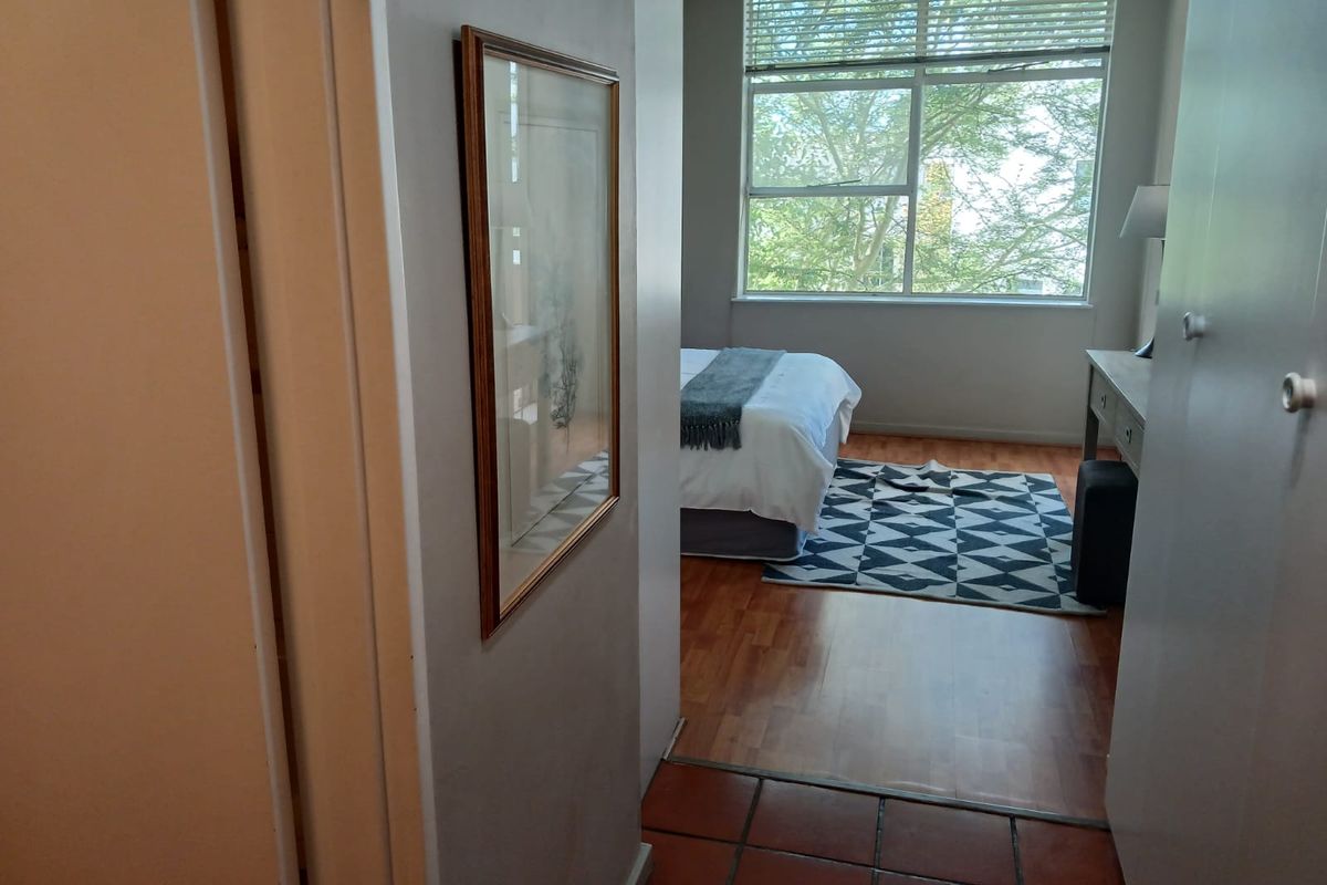 Stylish 2-bedroom apartment to let in Sandhurst, Sandton—modern living in a prime location! - Photo 2