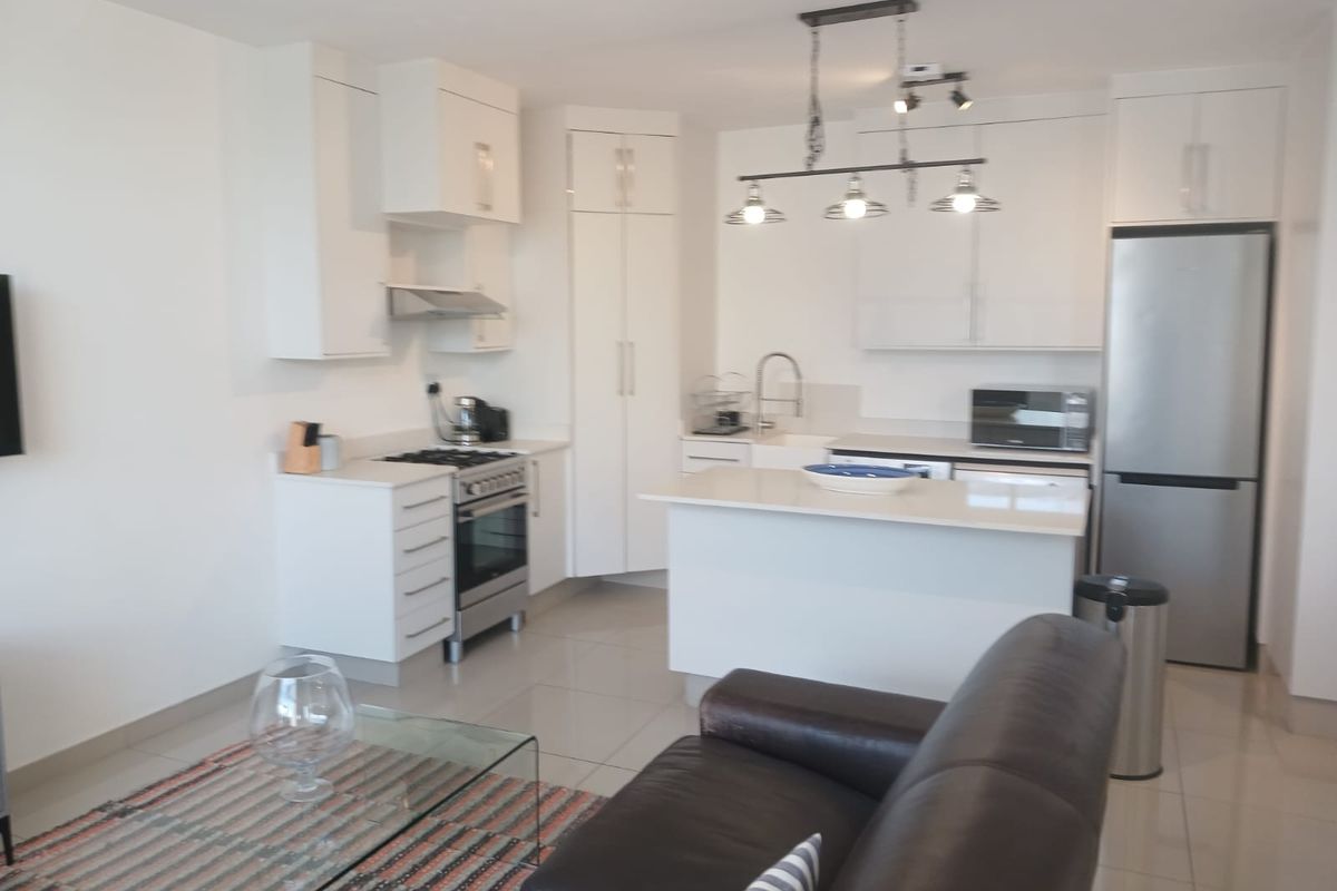 Stylish 1-bedroom apartment to let in Sandhurst, Sandton—luxury living in a prime location awaits! - Photo 3